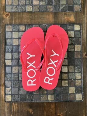 Roxy neon pink beach summer surf flip flop size 7 sandals 💗